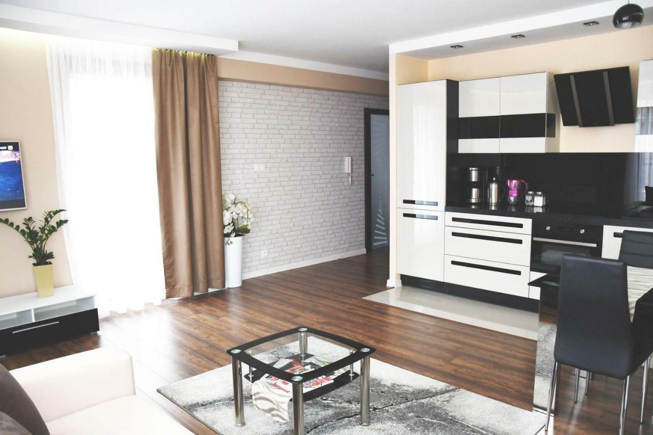 Apartament Wilga Park Krakow Luaran gambar